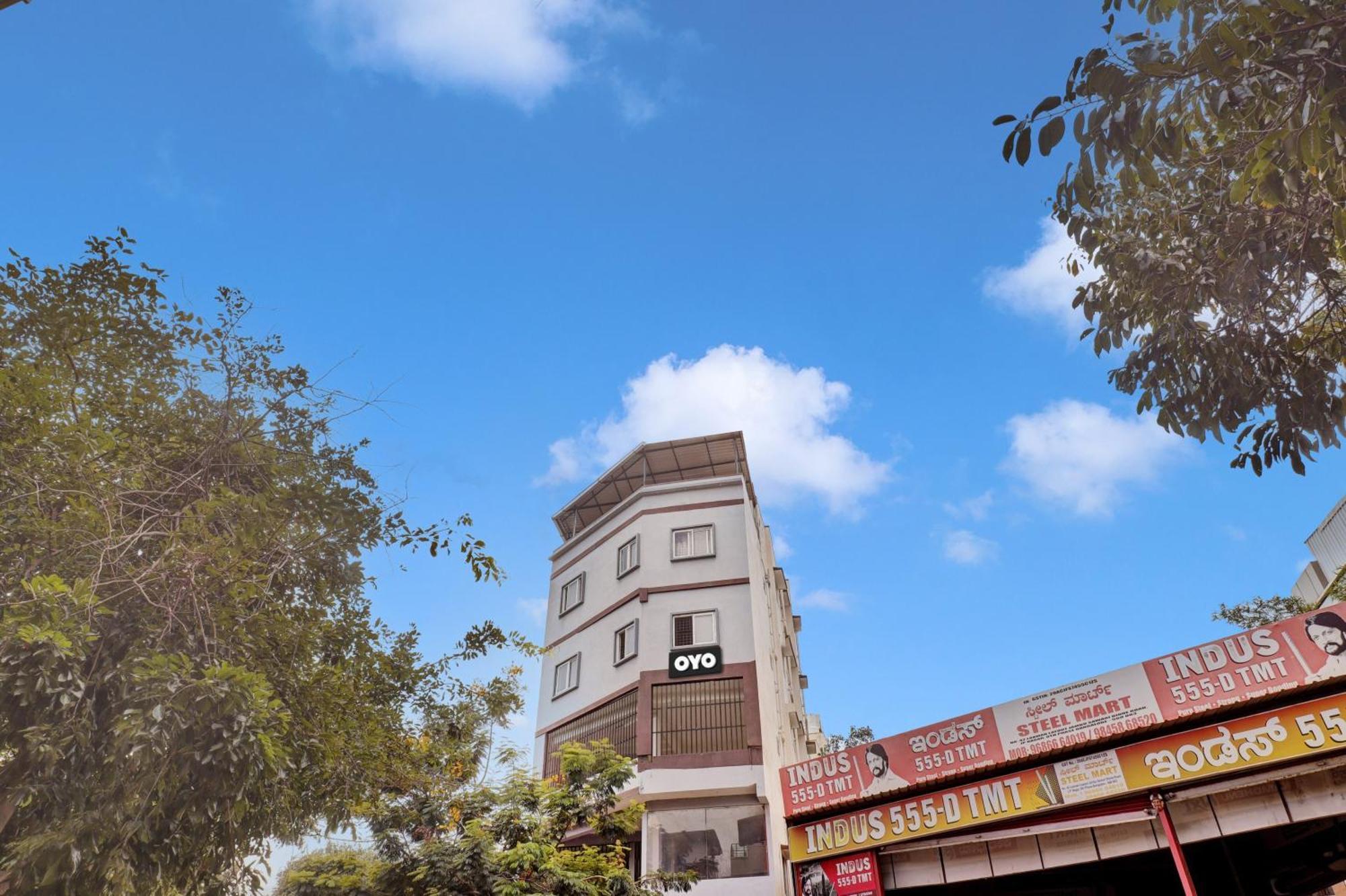 Hotel Millennium Comfort Bangalore Exterior photo